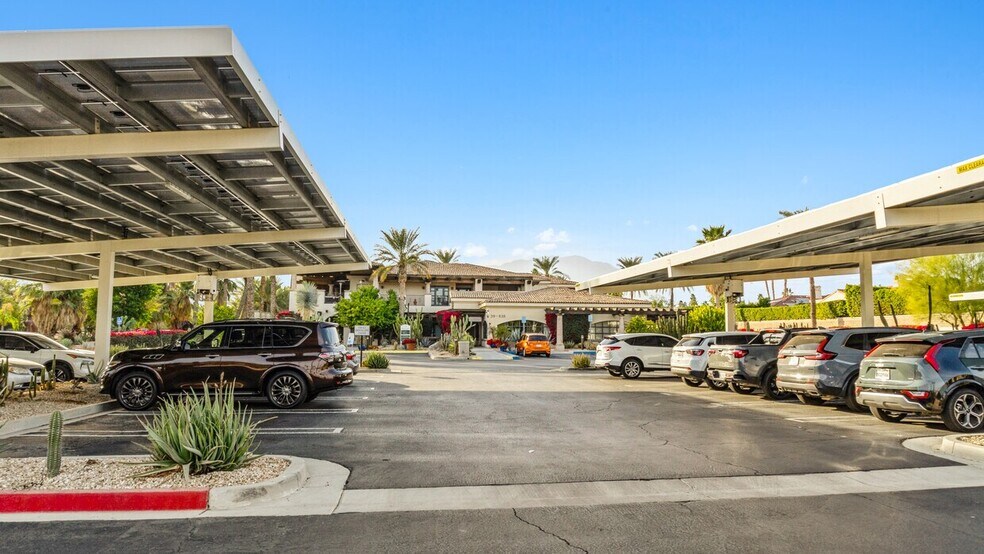39935 Vista Del Sol, Rancho Mirage, CA à louer - Photo du bâtiment - Image 2 de 4