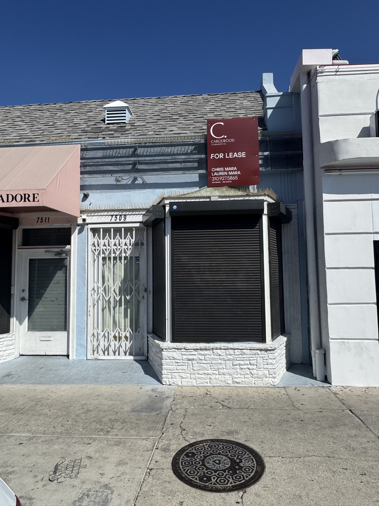 7509 Melrose Ave, Los Angeles, CA for sale Interior Photo- Image 1 of 4