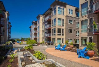 Plus de détails pour 1133 Lake Washington Blvd, Renton, WA - Vente au détail à louer