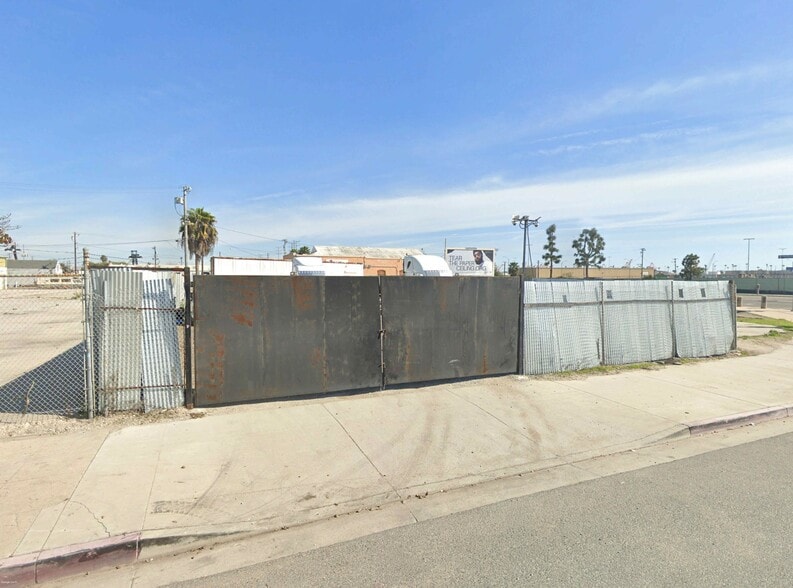 200 N Avalon Blvd, Wilmington, CA for lease - Building Photo - Image 2 of 3
