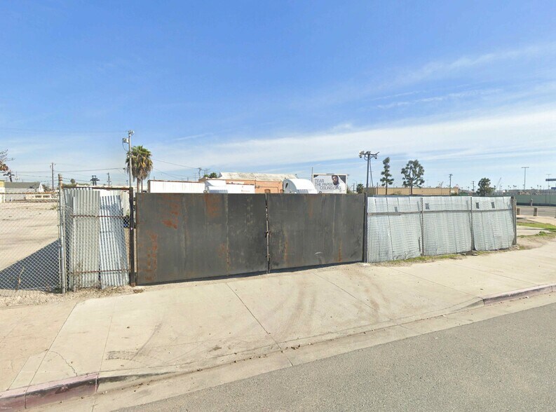 200 N Avalon Blvd, Wilmington, CA à vendre - Photo du bâtiment - Image 2 de 3