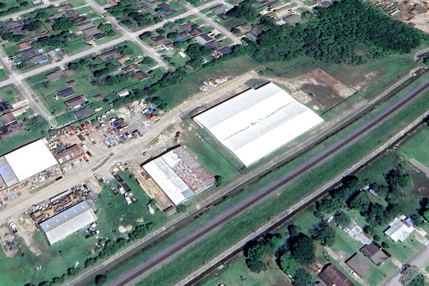 3024 Commerce St, Port Arthur, TX for lease - Building Photo - Image 2 of 9