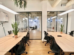 Bureau dans Paris à louer Photo intérieure- Image 2 de 10