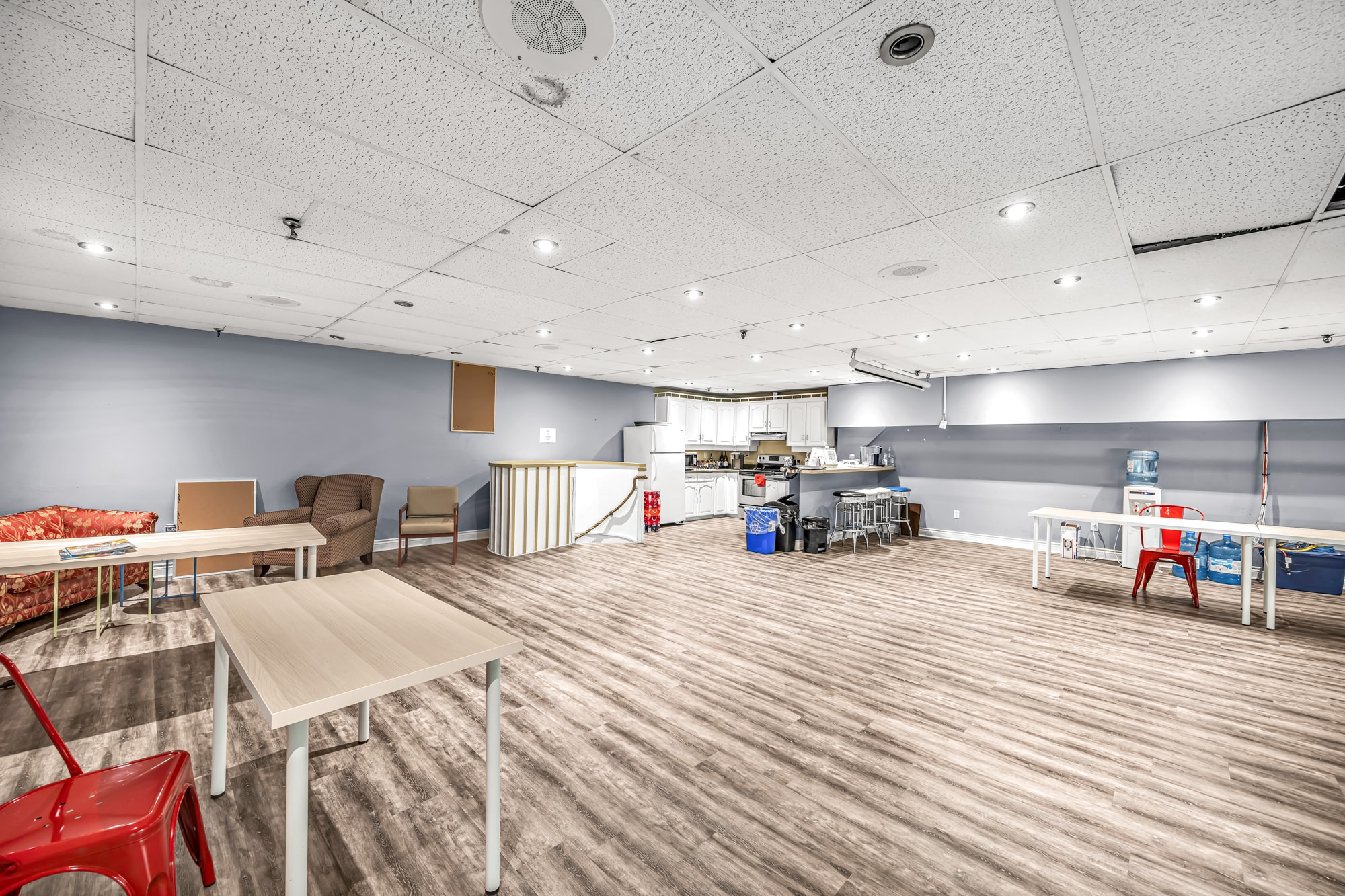 793 Pharmacy Ave, Toronto, ON for lease Interior Photo- Image 1 of 7