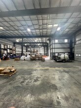 955 Connecticut Ave, Bridgeport, CT for lease Interior Photo- Image 1 of 4