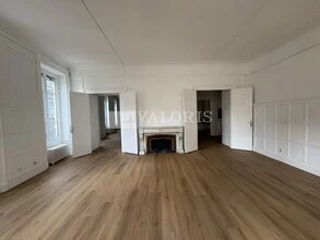 Bureau dans Lyon à louer Photo intérieure- Image 1 de 5