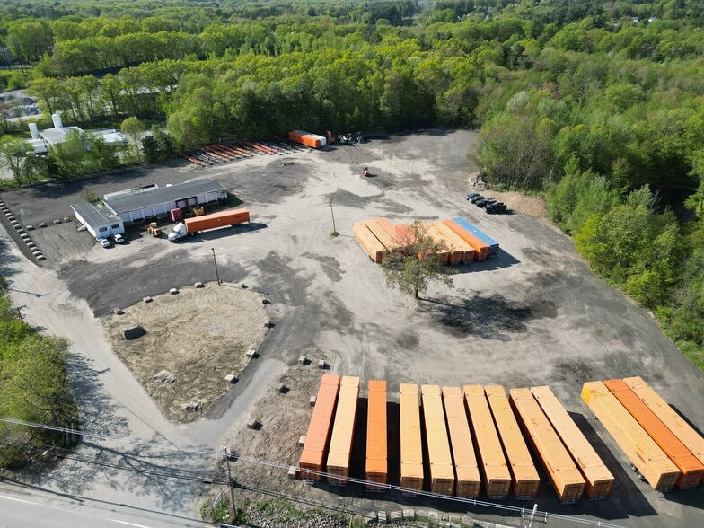 223 Hartford Tpke, Shrewsbury, MA à louer - Photo du bâtiment - Image 3 de 3