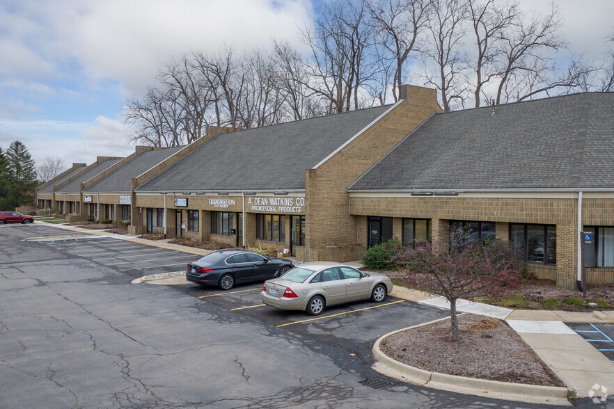 2395 Jolly Rd, Okemos, MI for lease - Primary Photo - Image 1 of 6