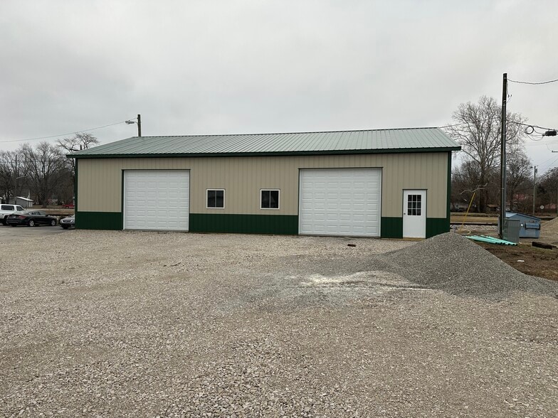 263 Commercial St, Worthington, IN for sale - Building Photo - Image 2 of 6