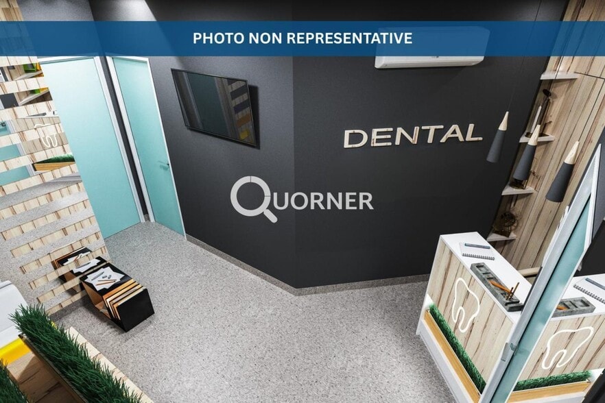 Retail in for sale - Interior Photo - Image 3 of 4