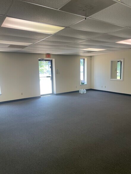 3766 Halls Mill Rd, Mobile, AL for lease - Building Photo - Image 3 of 12