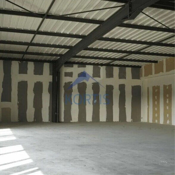 Bureau dans Arnas à louer - Photo intérieure - Image 2 de 3