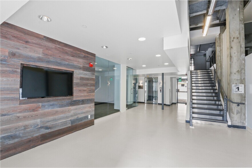 9441 W Olympic Blvd, Beverly Hills, CA à vendre - Photo intérieure - Image 3 de 8