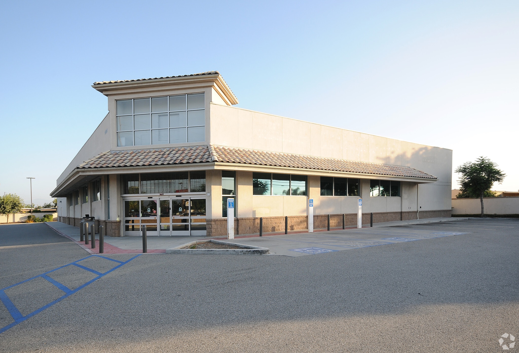 14101 Francisquito Ave, Baldwin Park, CA for lease Primary Photo- Image 1 of 8