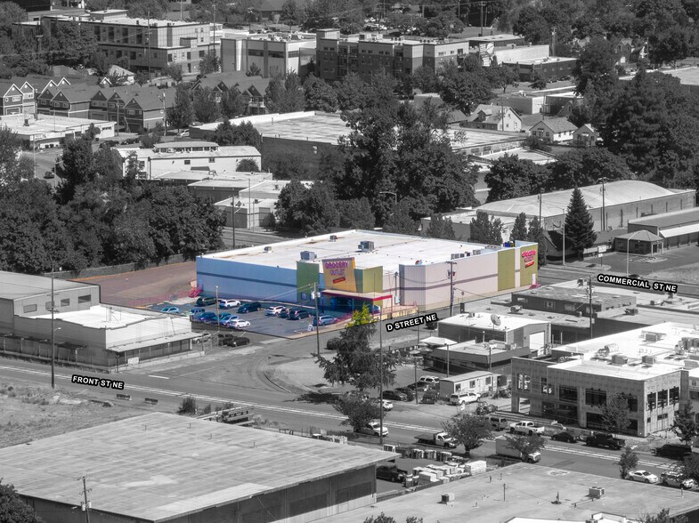 299 D St NE, Salem, OR à vendre - Aérien - Image 2 de 7
