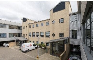 Mather Rd, Newark à louer - Photo du bâtiment - Image 2 de 6