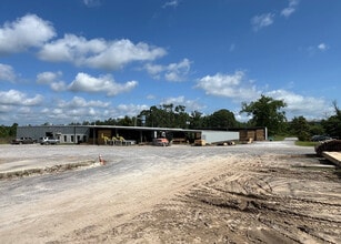 501 Pearson Dr, Bay Minette, AL à vendre Photo du bâtiment- Image 2 de 10