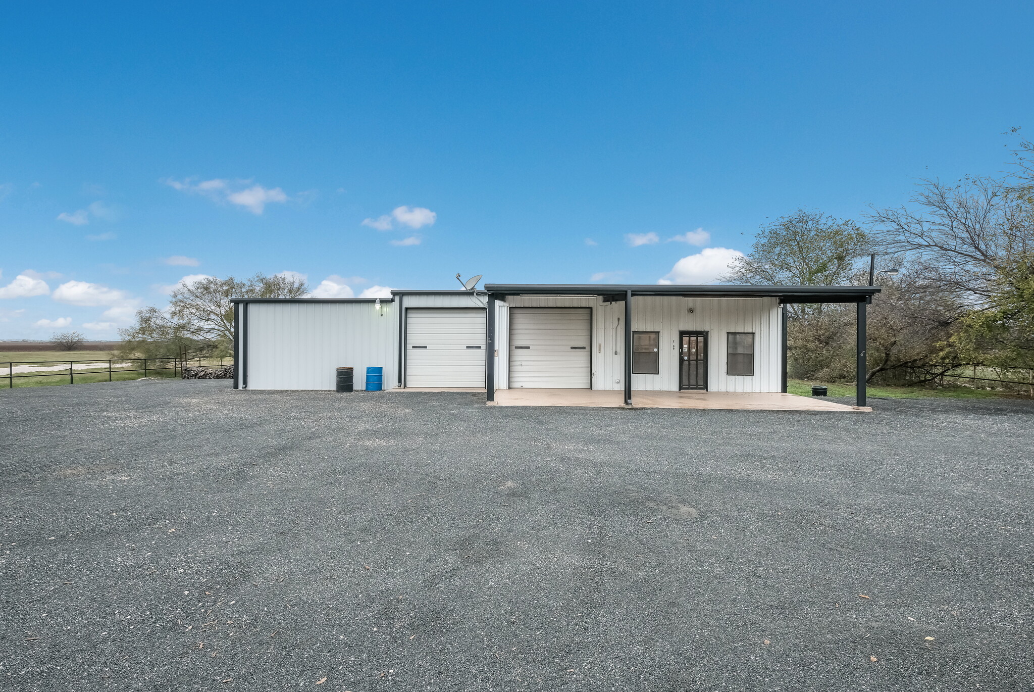 2908 Us-90, Hondo, TX for lease Building Photo- Image 1 of 12