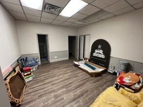 2232 E Loop 820, Fort Worth, TX for lease Interior Photo- Image 1 of 2