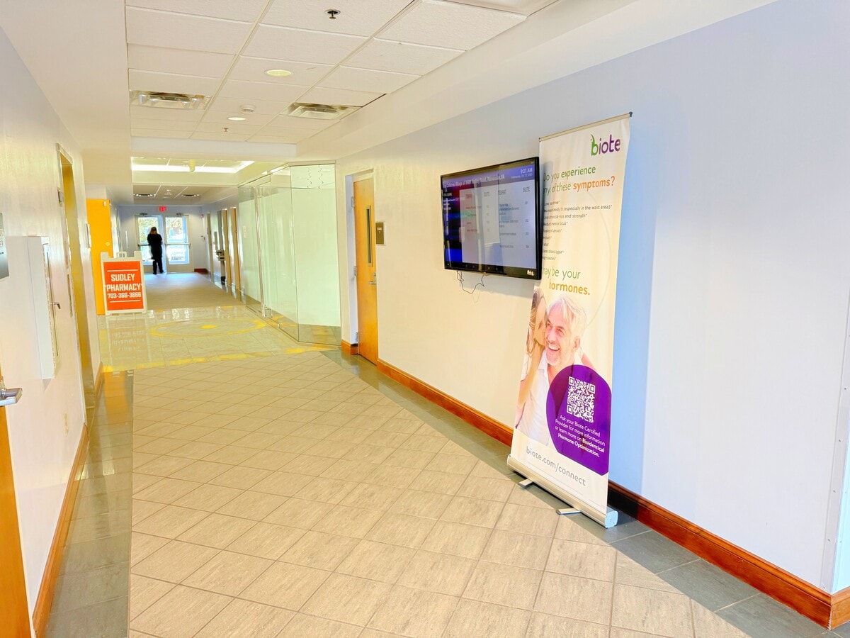 8609 Sudley Rd, Manassas, VA 20110 - Unit 301 -  - Lobby - Image 2 of 7