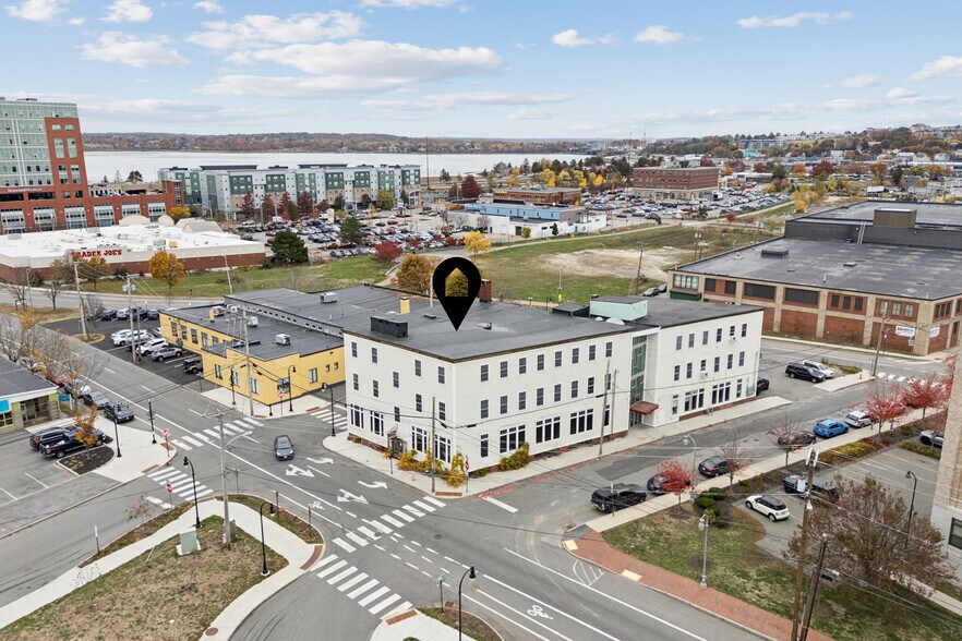 125 Kennebec St, Portland, ME à vendre - Photo du bâtiment - Image 3 de 12