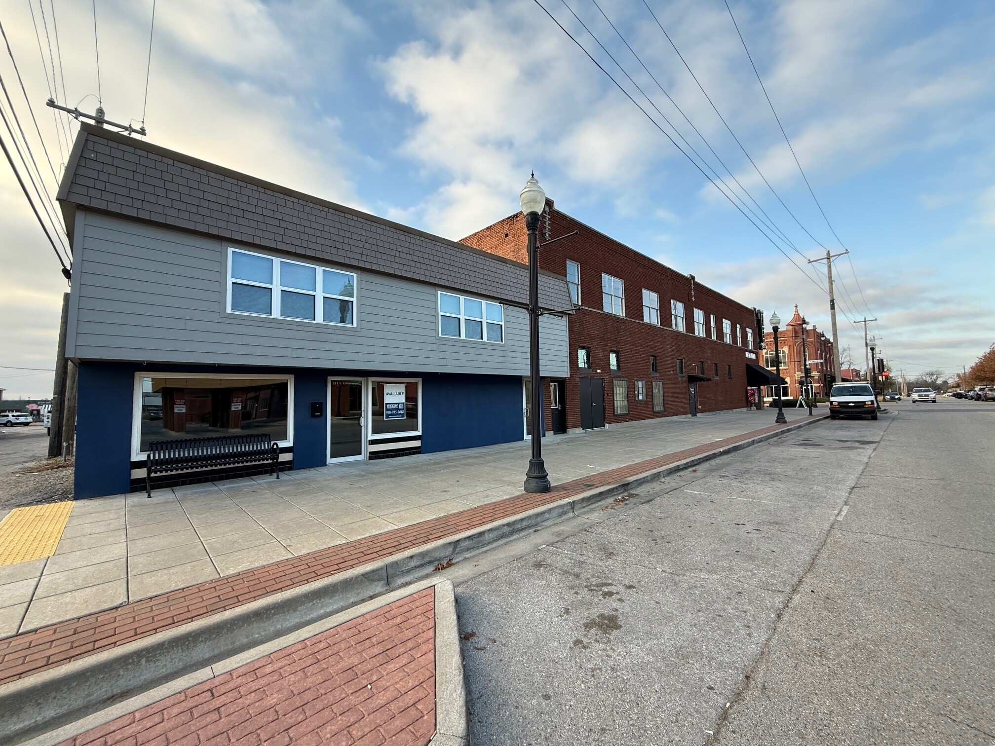 111 E Commercial St, Broken Arrow, OK for lease Primary Photo- Image 1 of 12