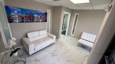 13790-13798 NW 4th St, Sunrise, FL for lease Interior Photo- Image 1 of 7