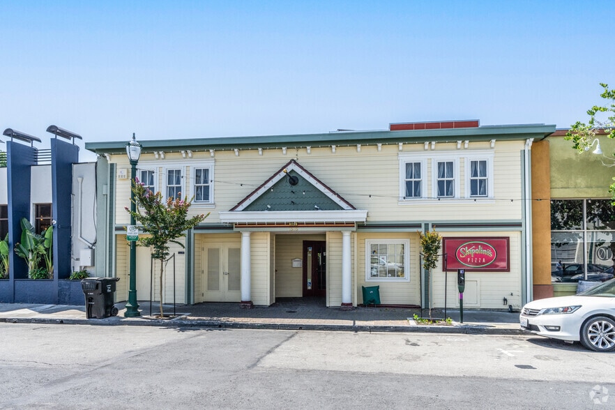 1535-1541 Giammona Dr, Walnut Creek, CA for sale - Building Photo - Image 2 of 33