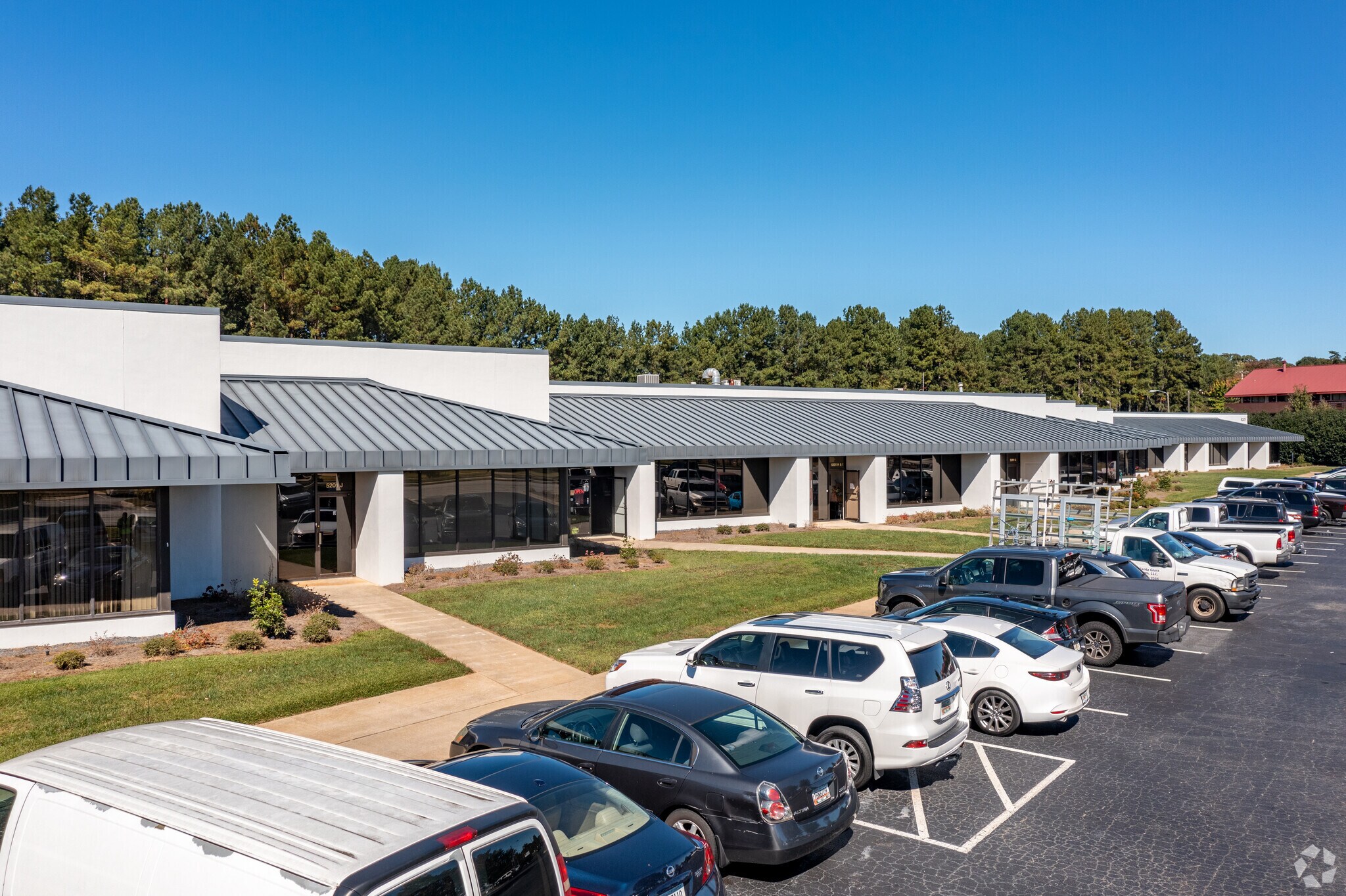 5172 Brook Hollow Pkwy, Norcross, GA à louer Photo du bâtiment- Image 1 de 28