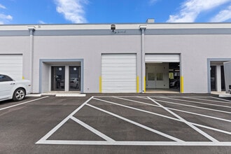 10026 Spanish Isle Blvd, Boca Raton, FL for lease Interior Photo- Image 1 of 8