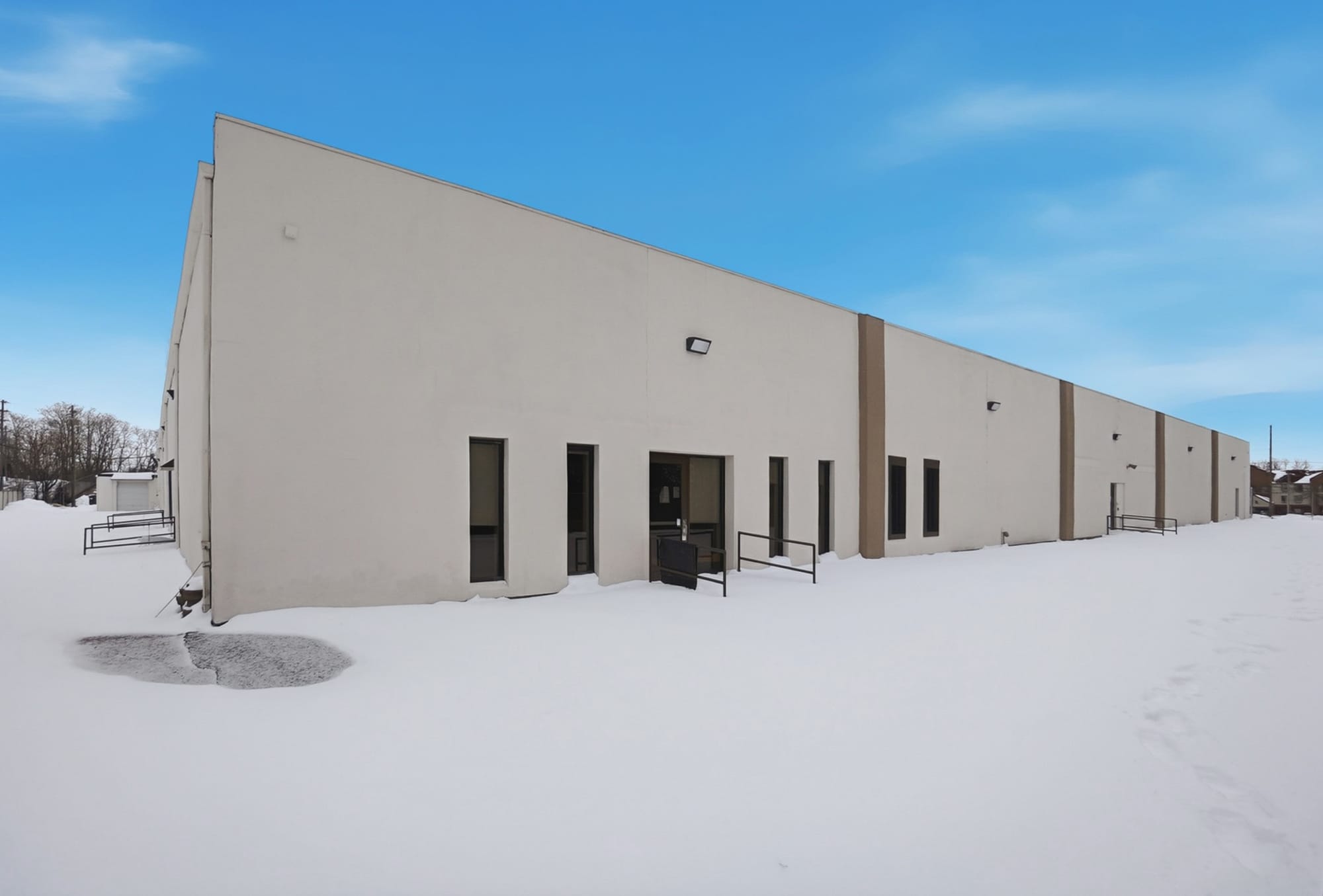 110 W Leffel Ln, Springfield, OH for lease Primary Photo- Image 1 of 27