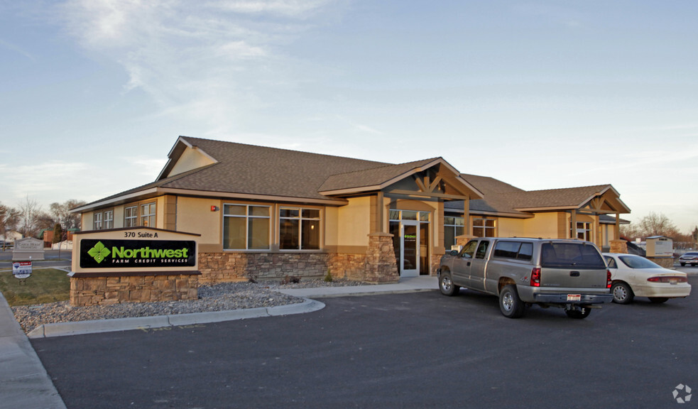 370 N Meridian St, Blackfoot, ID for lease - Primary Photo - Image 1 of 10