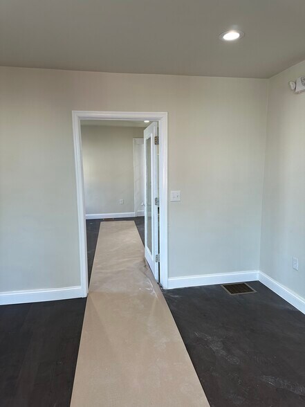 800 Dekalb St, Bridgeport, PA à vendre - Photo du bâtiment - Image 3 de 55