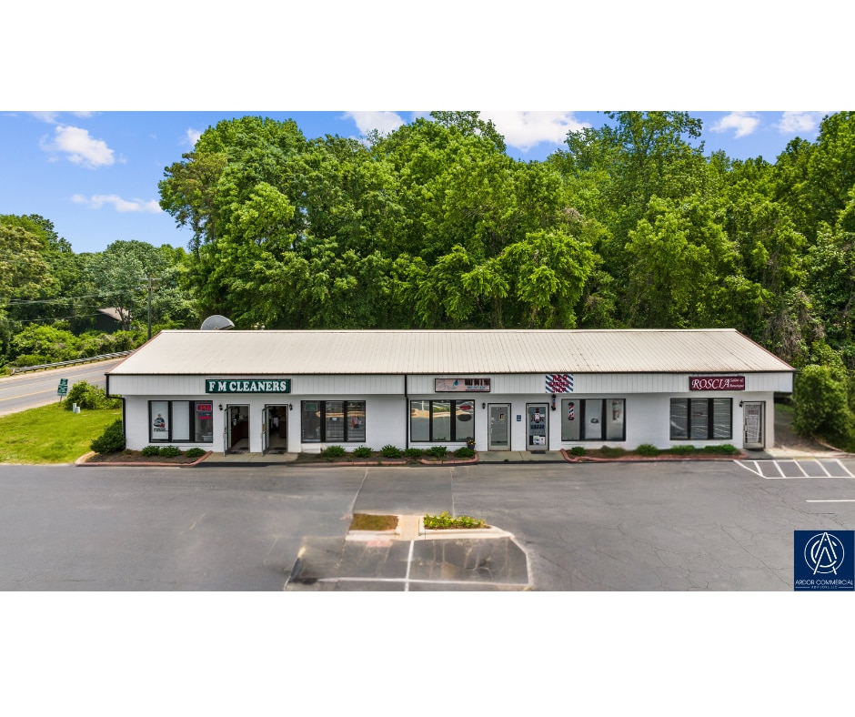 818 Tom Hall St, Fort Mill, SC for lease Primary Photo- Image 1 of 7
