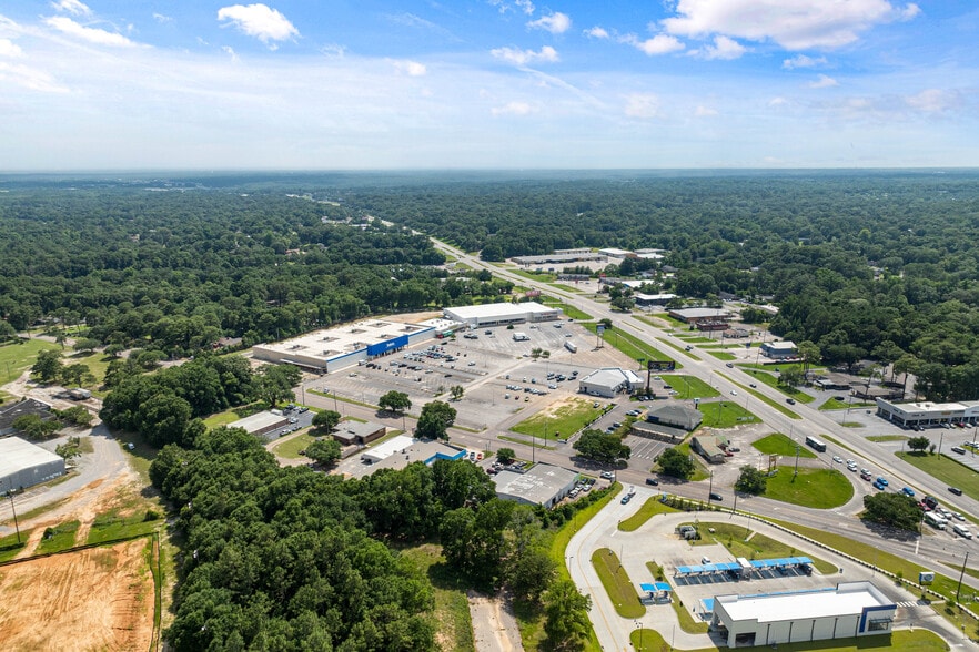4001-4005 Government Blvd, Mobile, AL à vendre - Photo du bâtiment - Image 2 de 7