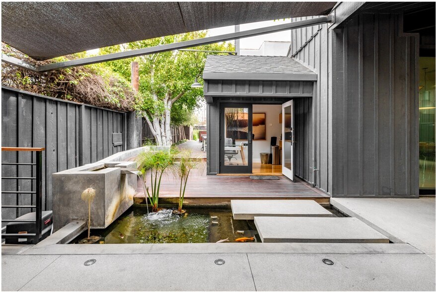 1746 Abbot Kinney Blvd, Venice, CA à louer - Photo du bâtiment - Image 2 de 15