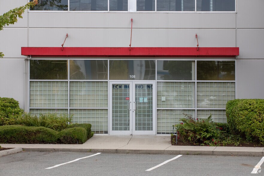 5898 Trapp Ave, Burnaby, BC for lease - Building Photo - Image 2 of 6
