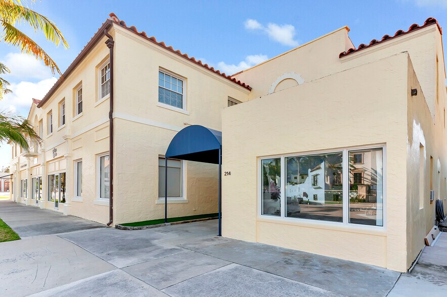 214 Brazilian Ave, Palm Beach, FL à louer - Photo du bâtiment - Image 3 de 18