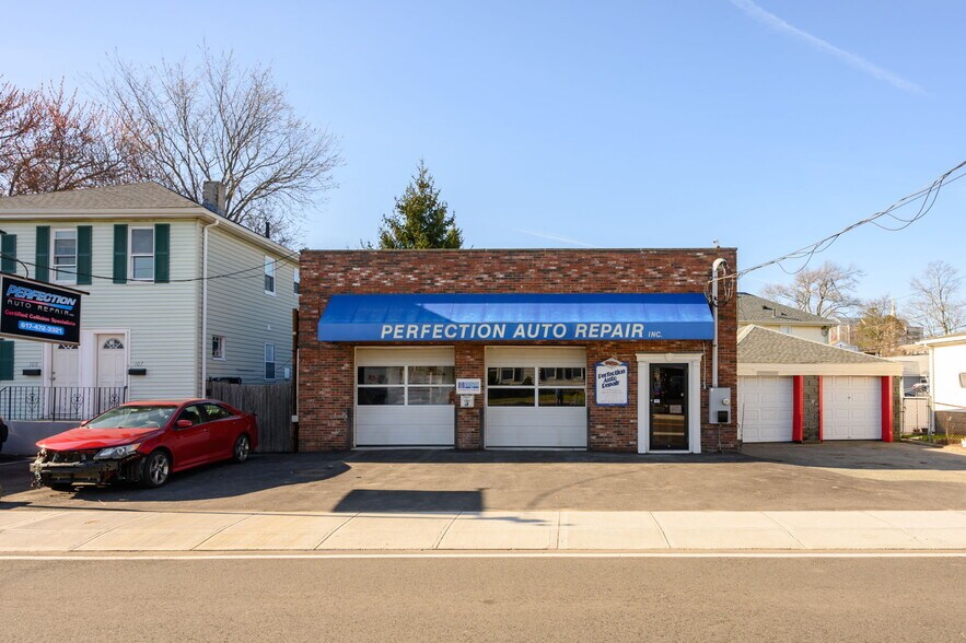 109 Water St, Quincy, MA for sale - Primary Photo - Image 1 of 13