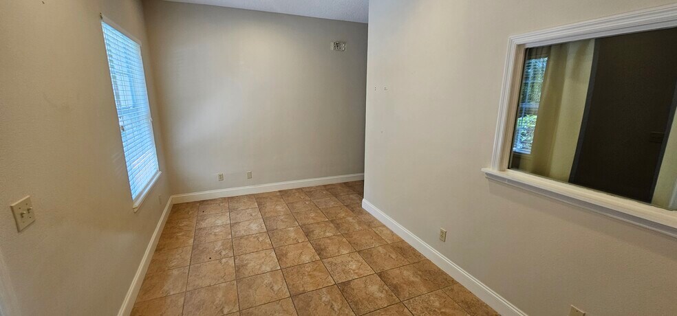 465 Summerhaven Dr, DeBary, FL à louer - Photo du bâtiment - Image 3 de 12