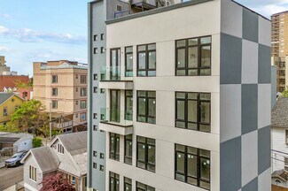 Plus de détails pour 31 Brighton 2nd Pl, Brooklyn, NY - Multi-résidentiel à vendre