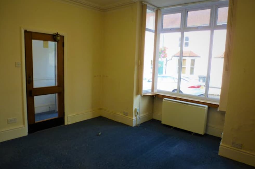 4a High St, Burnham for sale Interior Photo- Image 1 of 1