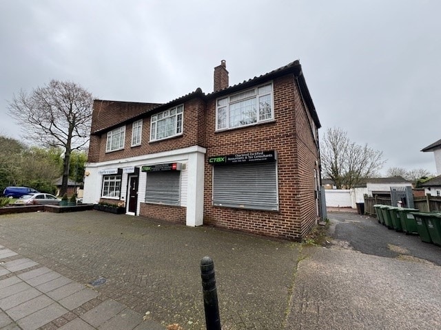 70 St James Way, Sidcup for lease Primary Photo- Image 1 of 2