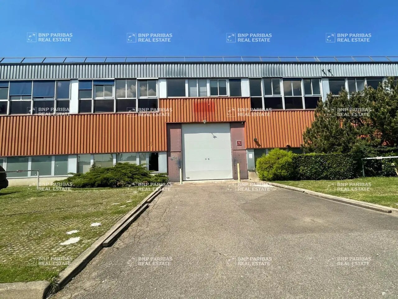 Flex dans Trappes à louer Photo du bâtiment- Image 1 de 19