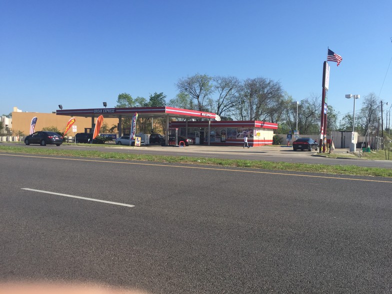 1904 N Airline Hwy, Gonzales, LA for sale - Primary Photo - Image 1 of 1