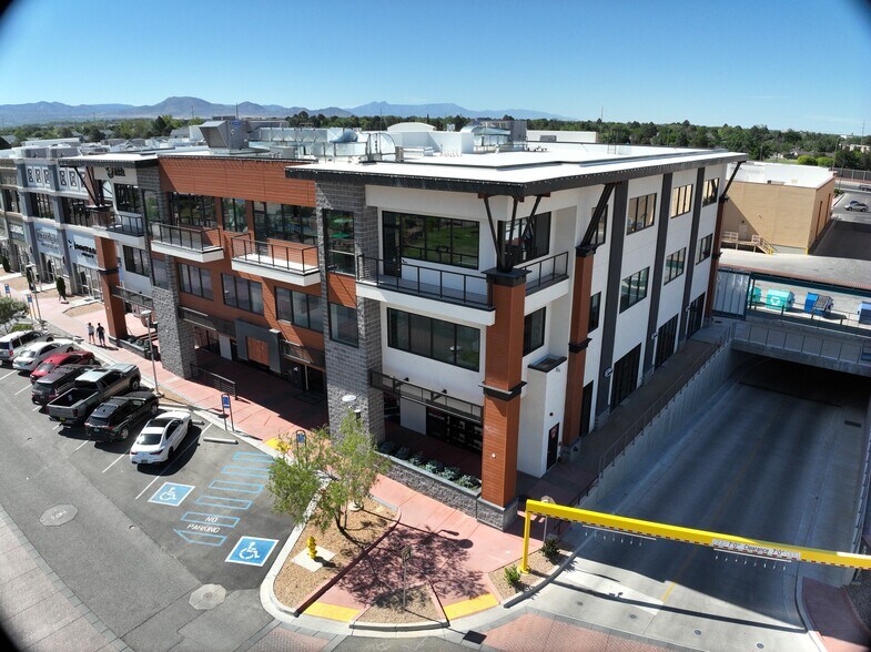 2100 Louisiana Blvd NE, Albuquerque, NM à louer - Communauté Matterport - Image 2 de 24