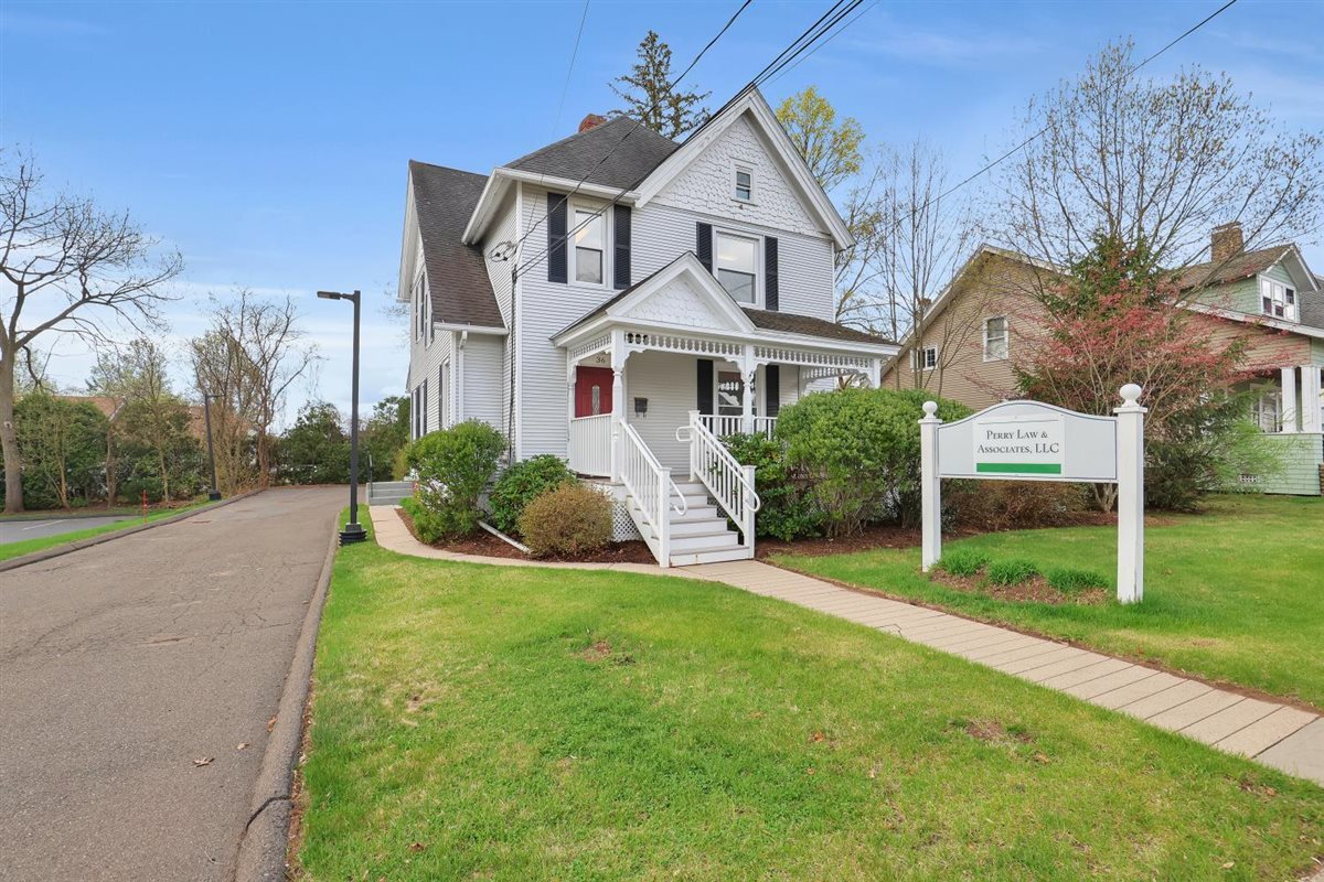36 School St, Glastonbury, CT for sale Primary Photo- Image 1 of 34
