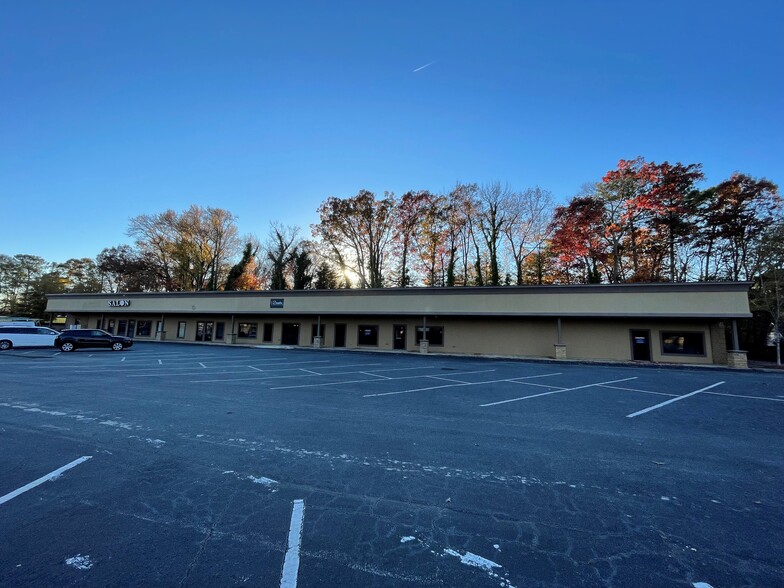 3900 Lavista Rd, Tucker, GA for lease - Building Photo - Image 1 of 4