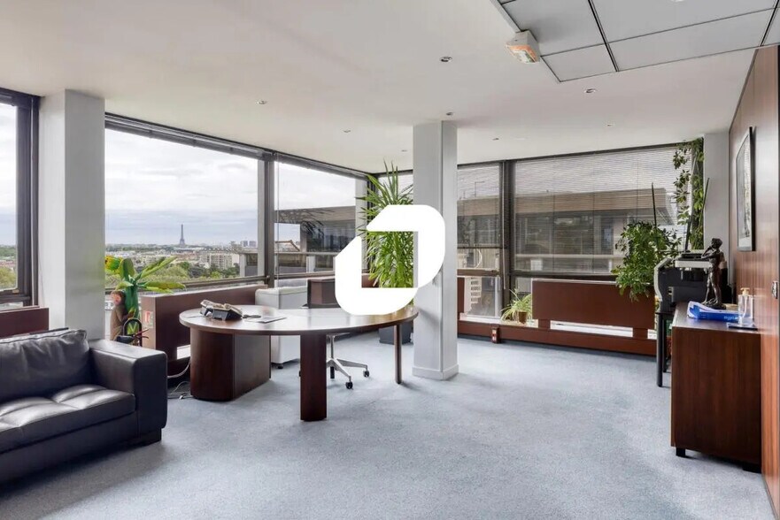 Office in Saint-Cloud for sale - Interior Photo - Image 3 of 13