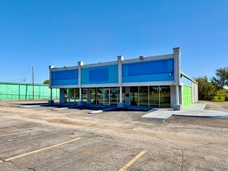 Plus de détails pour 6910 N Broadway Ext, Oklahoma City, OK - Local d'activités à louer